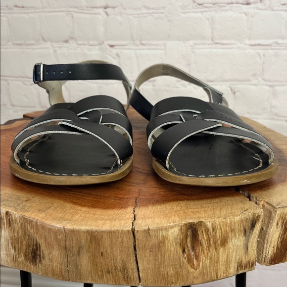 Saltwater Original Black Leather Sandals - Picture 3 of 9